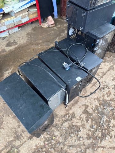 UPS 3KVA for sell មាន 12 គ្រាប់