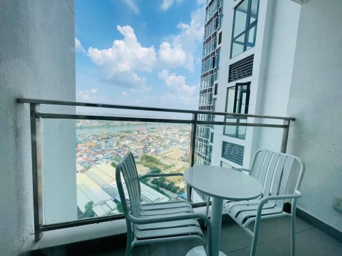 Urgent Sale | 2bedroom 1bathroom Unit at Urban Village Phase 2