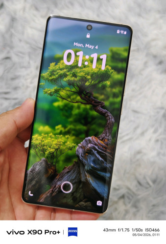 Vivo X100 Ram12GB + 12GB /256GB China version សានុំហ្សុីនស្អាត 98%
