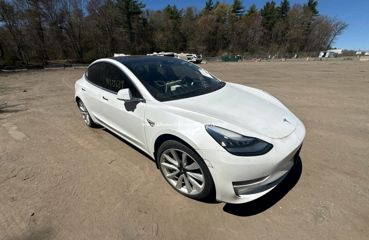 Tesla 2020 Model 3 RWD