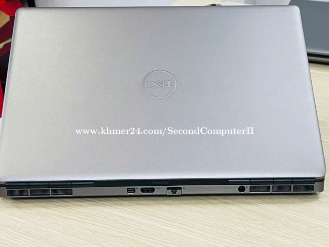 Dell Precision 7560