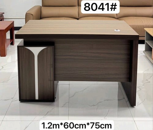 តុធ្វើការ