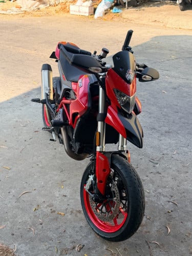 ម៉ូតូសាណុំ