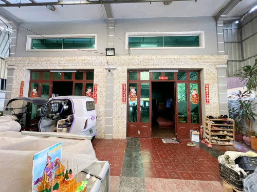 ផ្ទះអាជីវកម្មលើផ្លូវធំប្លុកផ្សារតាំងកសាង_លក់បន្ទាន់