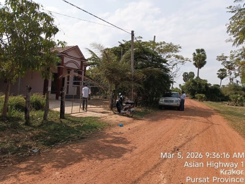 លក់ផ្ទះ និងដីបន្ទាន់ (ម្ចាស់ផ្ទាល់) - ប្លង់រឹង | ស្រុកក្រគរ ខេត្តពោធិ៍សាត់