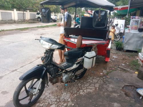លក់បងប្អូនយកទៅរកសុីបាន
