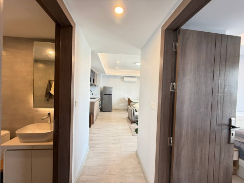 𝐅𝐨𝐫 𝐑𝐞𝐧𝐭: 2-Bedroom Apartment – Parc 21 Condo