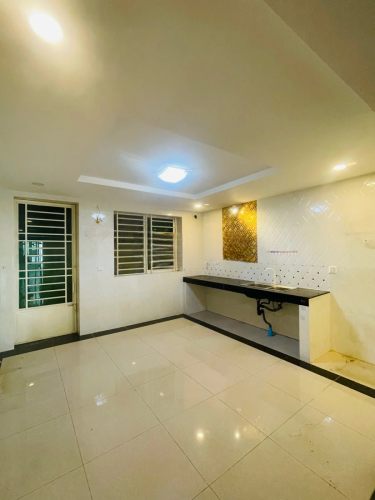 ផ្ទះជួល នៅបុរី ផុន​ ស៊ុយ ជ្រៃកោង ចោមចៅ ម្តុំផ្លូវវេងស្រេង តម្លៃ 200$ ជិតផ្សារ រោងចក្រ