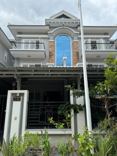 វីឡាភ្លោះសម្រាប់ជួលនៅបុរីវិមានភ្នំពេញ598
