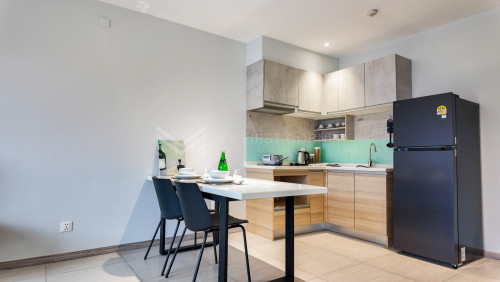 #Forrent  1-bedrooms Service Apartment.