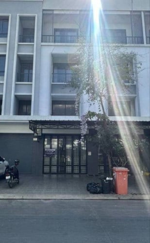 #Shop House for Sale at Borey Chip Mong the Park land 598