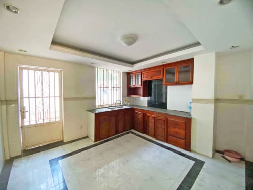 🏘 ផ្ទះអាជីវកម្ម (SH) ក្នុងបុរី រីវើថោន ផ្លូវជាតិលេខ6A ត្រូវការលក់បន្ទាន់ខ្លាំង