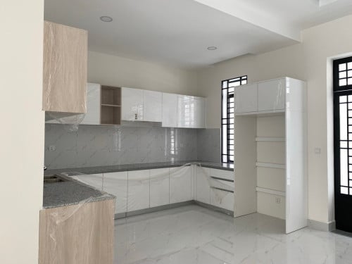 🏠 វីឡាភ្លោះថ្មីសម្រាប់លក់ (ទល់មុខសួន) ក្នុងបុរីភូមិសាគូរ៉ា