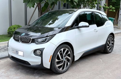 🔥BMWI3 014សាំង+EV កាន់💰4000$💸ដកឡានភ្លាមបង់រំលស់ជាមួយឃ្លាំងផ្ទាល់
