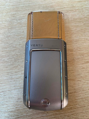 Vertu Ascent