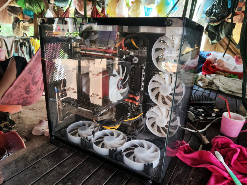 កុំព្យូទ័រ CPU 2 សម្រាប់កាត់តវីដេអូ នឹង render mmo ld plyer