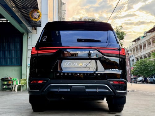 2023 Lx 600 F sport