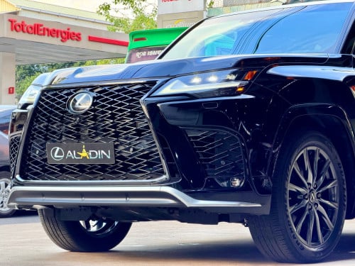 2023 Lx 600 F sport