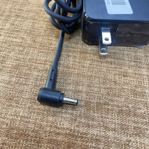 AC Adapter