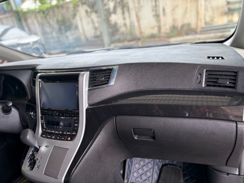 Alphard 2012 កៅអីម៉ាស្សារ ឡានរៀបហេីយ ថ្នាំសុីន1ជុំ