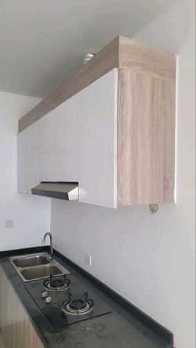 Apartment flat for sale, new building. Used for a month only.