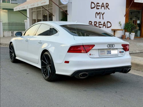 Audi A7 2012 Full