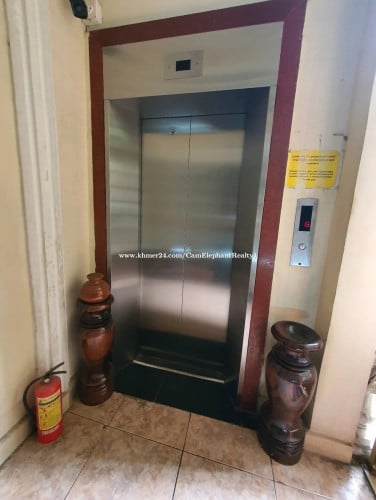 Big Unit 2Bedroom Apartment Elevator near Sorya Mall Doun Penh