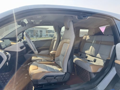BMW I3 2014 Rex Full Option (សាំង+អគ្គសីនី) អាគុយដូរឆ្នាំ018រួចជិះបាន180Km