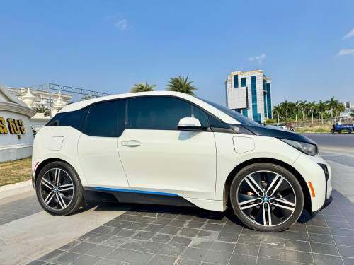 BMW I3 2014 Rex Full Option (សាំង+អគ្គសីនី) អាគុយដូរឆ្នាំ018រួចជិះបាន180Km