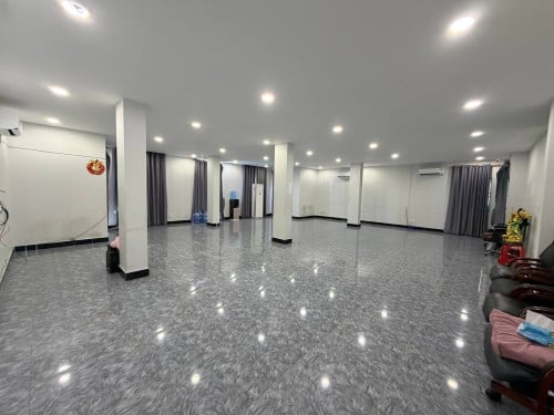 Building for rent ,25 bedrooms , 30 bathrooms,Hall 2 floors size 400m²