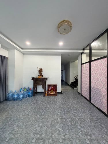 Building for rent ,25 bedrooms , 30 bathrooms,Hall 2 floors size 400m²