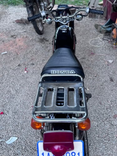 CD 50​ មានកាតត្រឹមត្រូវ