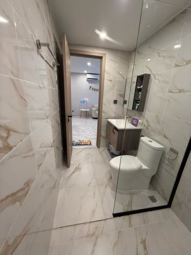 Crown tower for sell on 16th floors city view