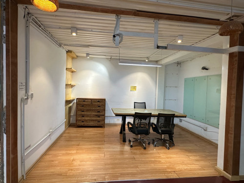 Floor E3 , office for rent