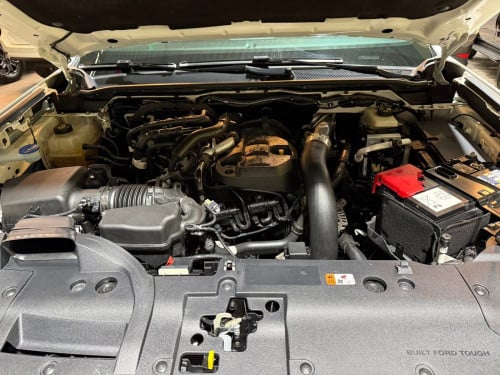 Ford Everest Titanium ស៊េរីឆ្នាំ 2023 ប្រេី 44,000km