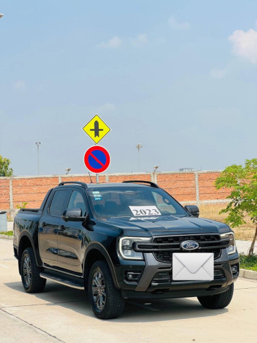 Ford Wildtrak 2023មាន2គ្រឿងសនិងខ្មៅ តំលៃចរចាបានទៀត