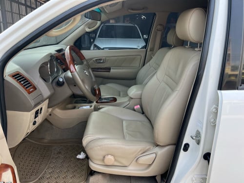 Fortuner 2008 full ឆ្វេងហ្ស៊ីន ថ្នាំហ្ស៊ីនមួយជុំ