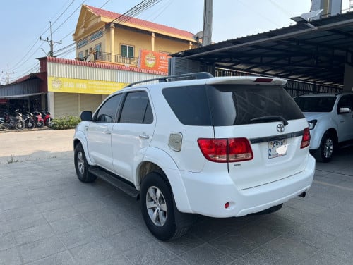 Fortuner 2008 full ឆ្វេងហ្ស៊ីន ថ្នាំហ្ស៊ីនមួយជុំ