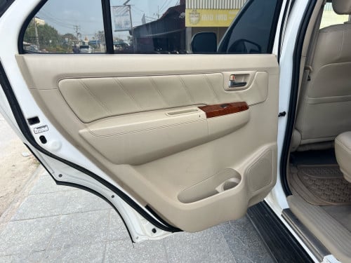 Fortuner 2008 full ឆ្វេងហ្ស៊ីន ថ្នាំហ្ស៊ីនមួយជុំ