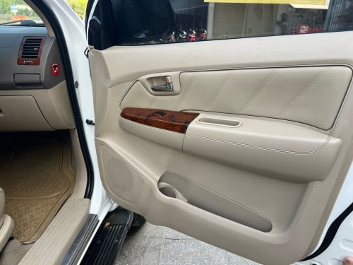 Fortuner 2008 full ឆ្វេងហ្ស៊ីន ថ្នាំហ្ស៊ីនមួយជុំ