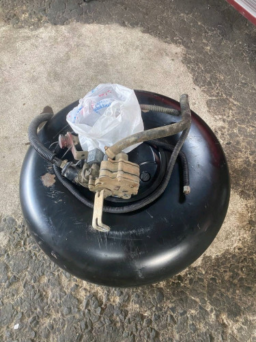 Gas បិចដែក  V4 លក់  250$