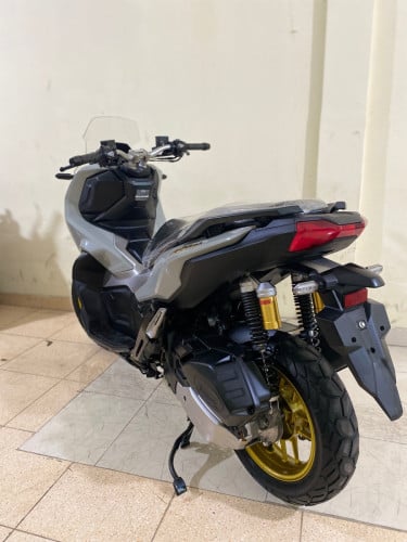 Honda ADV 2021 ក្រដាស់ពន្ធ