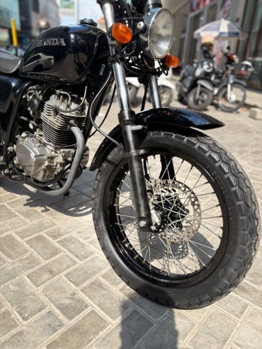 Honda cb223cc