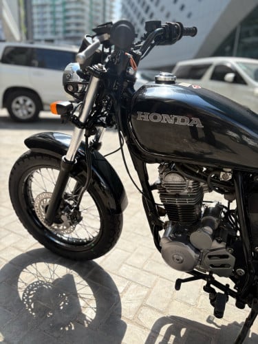 Honda cb223cc