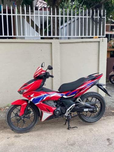 Honda winnerx