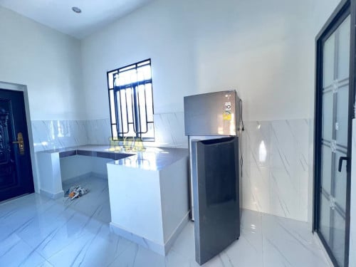 House for Rent & Sale
