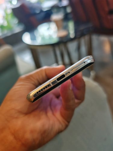 Huawei P40 Pro 8g/256g_Global(វៃដូរបាន)👉$215