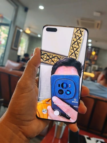 Huawei P40 Pro 8g/256g_Global(វៃដូរបាន)👉$215