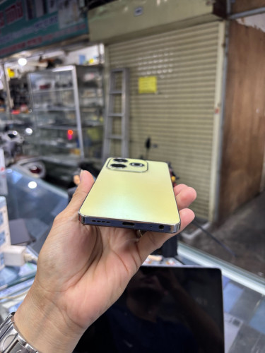 Infinix Hote40i 128G Ram4G Sim2 Global ម៉ាសុីនស្រុីន ស្ទើរសំបកតិចៗ