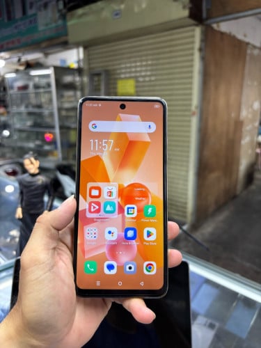Infinix Hote40i 128G Ram4G Sim2 Global ម៉ាសុីនស្រុីន ស្ទើរសំបកតិចៗ